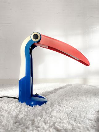 LÁMPARA TUCÁN. HT HUANG. 80s