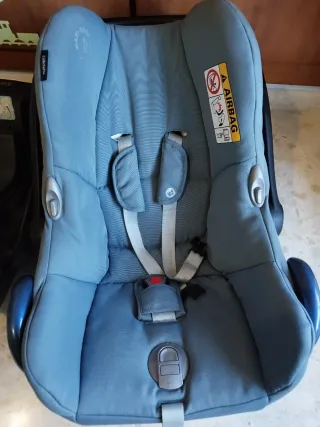 Maxi-Cosi Silla de Coche y Base Isofix
