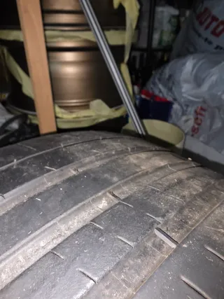 Michelin Pilot super Sport 255/35 ZR19 (96Y)