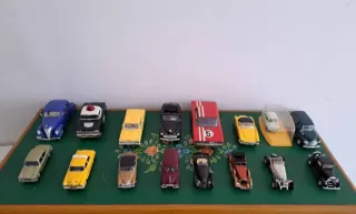 Modellini auto d'epoca 56 pezzi