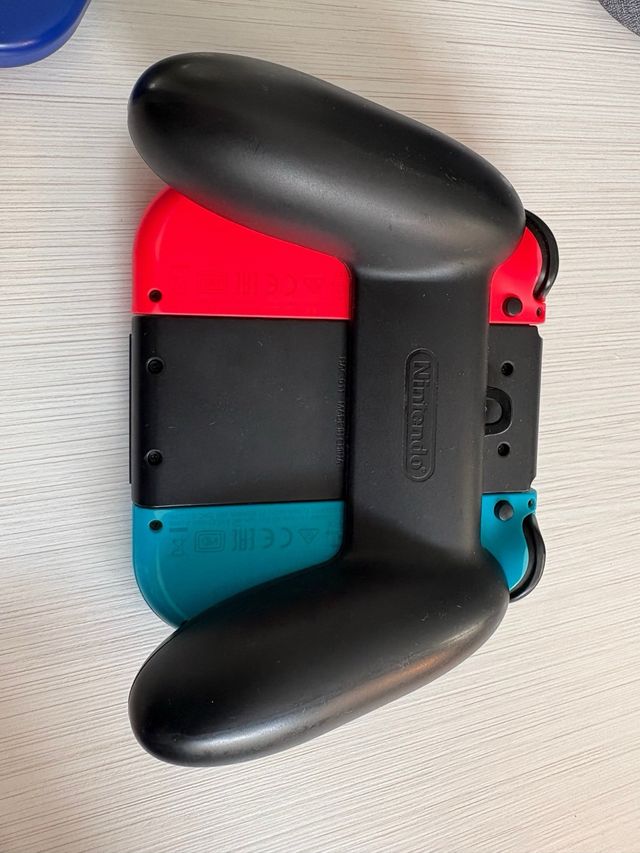 Nintendo Switch con accessori