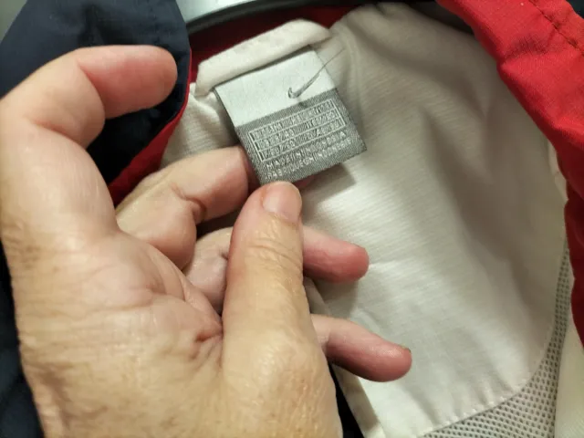 Chaqueta Nike cortavientos Azul y Blanca y roja