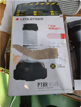 Linterna LED Lenser P18R WORK