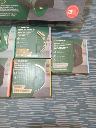 Kit amoladora parkside muy completo