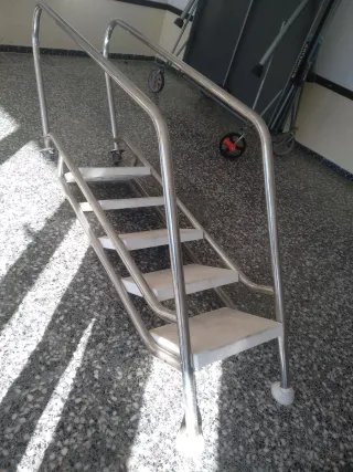Escalera Piscina Inox 5 Peldaños