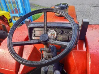 Tractor Antonio Carraro Tigrecar 56