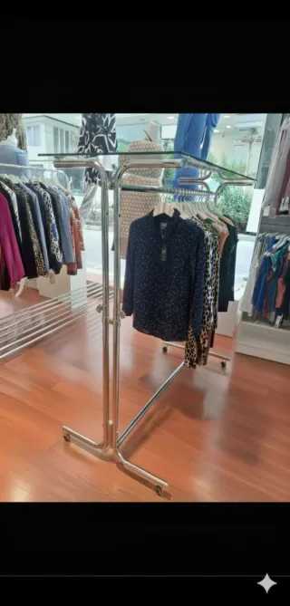 Perchero /Burro de aluminio con balda cristal