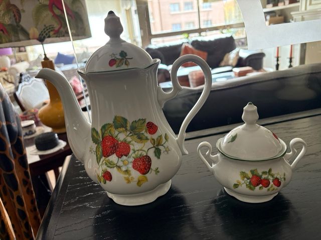 Cafetera y Azucarero Bohemia Fresas