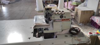 Lote Máquinas de Coser e Hilos Confección Textil
