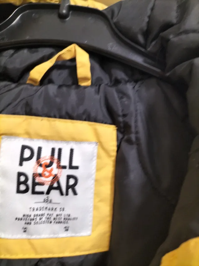 Chaqueta Pull&Bear amarilla talla M