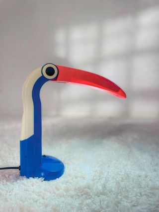 LÁMPARA TUCÁN. HT HUANG. 80s