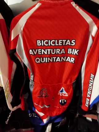 Chaqueta Ciclismo de invierno con membrana.