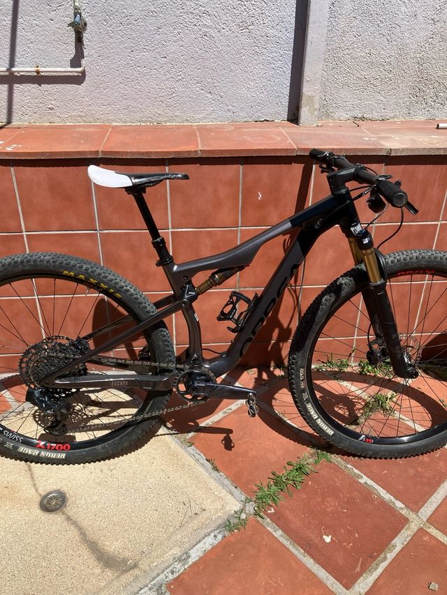 Orbea Oiz M11 AXS 2023 con unos 1500 kms