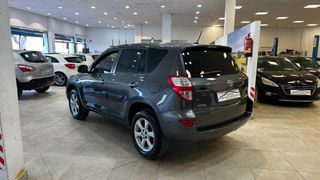 Toyota RAV4 2012