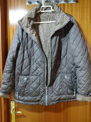 Cazadora acolchada mujer