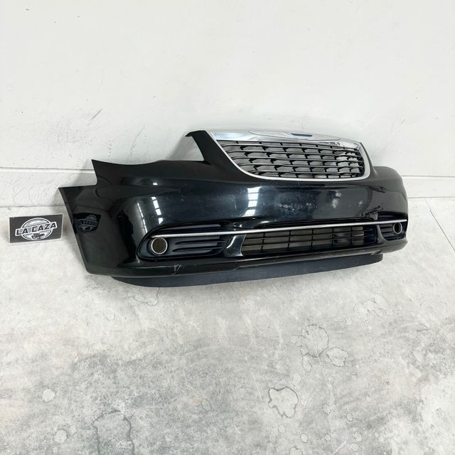 Defensa Chrysler Voyager 2014