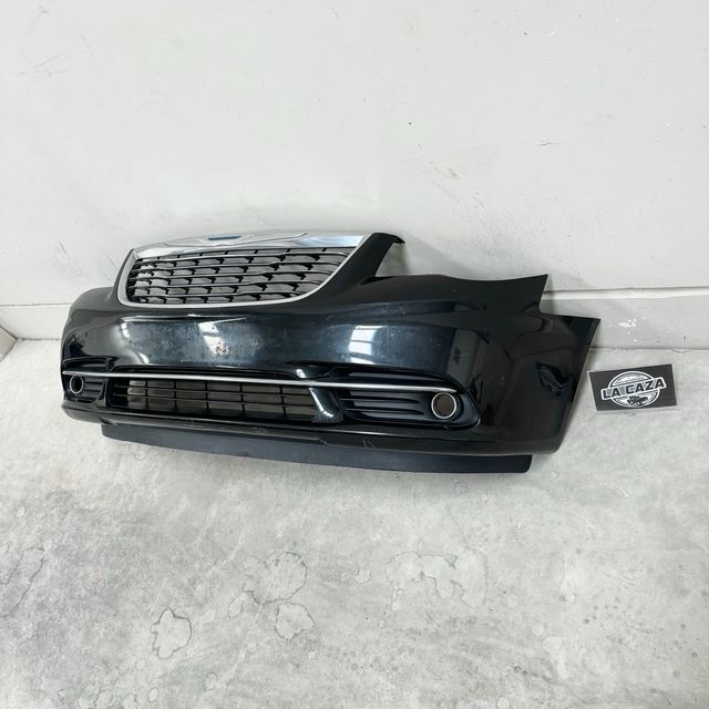 Defensa Chrysler Voyager 2014