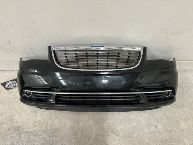 Defensa Chrysler Voyager 2014