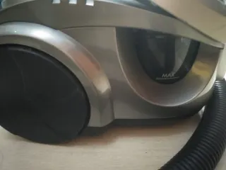 Aspiradora delonghi XTE600NB 1500 watios