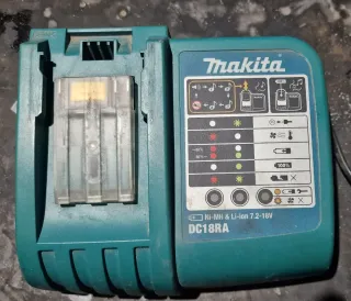 Cargador Makita DC18RA 7.2-18V