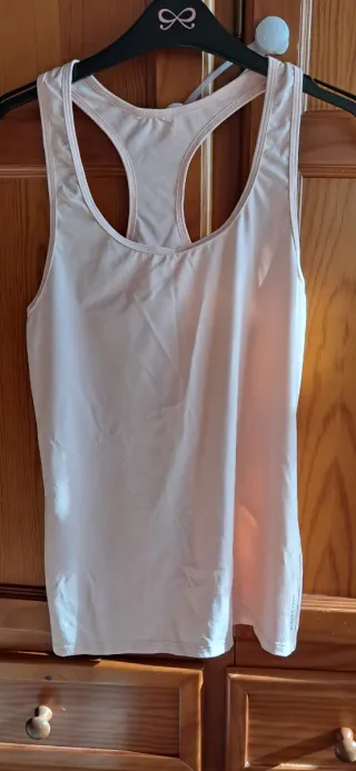 Lote 7 articulos ropa deportiva mujer.