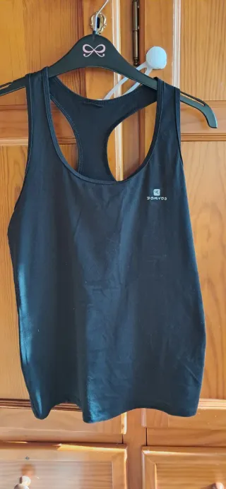 Lote 7 articulos ropa deportiva mujer.