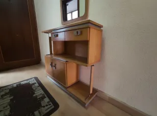 Mueble recibidor con espejo vintage