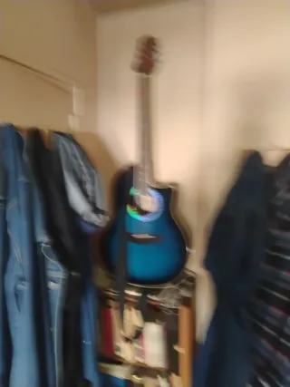 Guitarra Electroacústica Ovation Azul