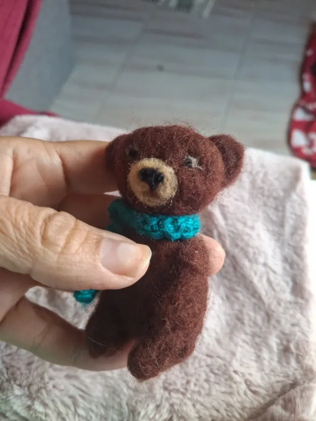 Peluche Oso Fieltro con Bufanda
