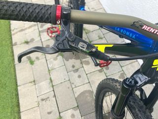 Bici Dirt GT La Bomba Pro