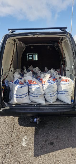 Transportes y mudanzas 663557384