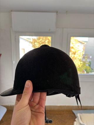 Casco de equitación negro