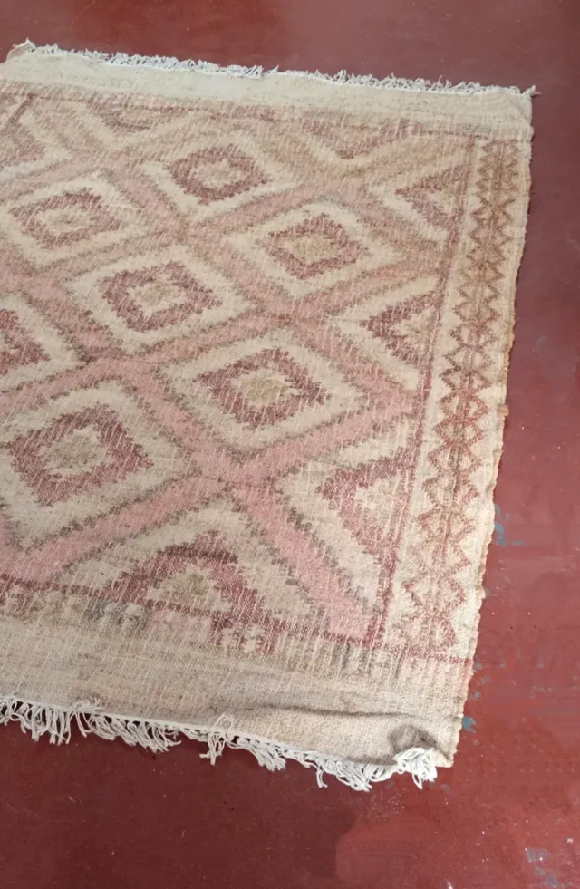 Tapete de salão/quarto bege e rosa