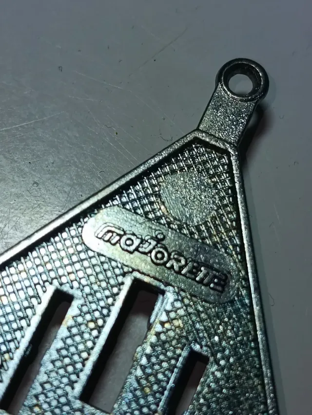 REMOLQUE MAJORETTE 1/64 PARA MOTOS O BICICLETA