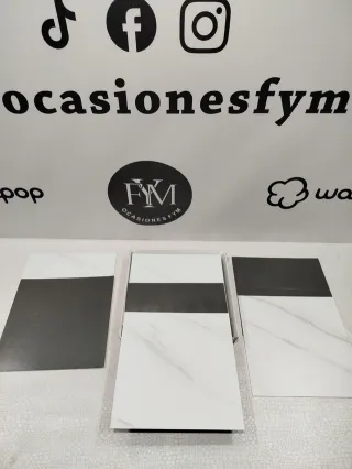 SUELO ADHESIVO LIVELYNINE 32uds