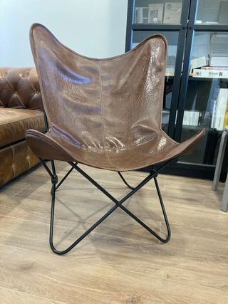 Silla BKF cuero marrón patas hierro