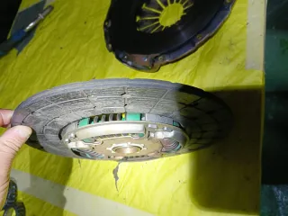 Disco embrague Toyota Land Cruiser BJ73