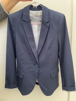 Americana azul marino Stradivarius