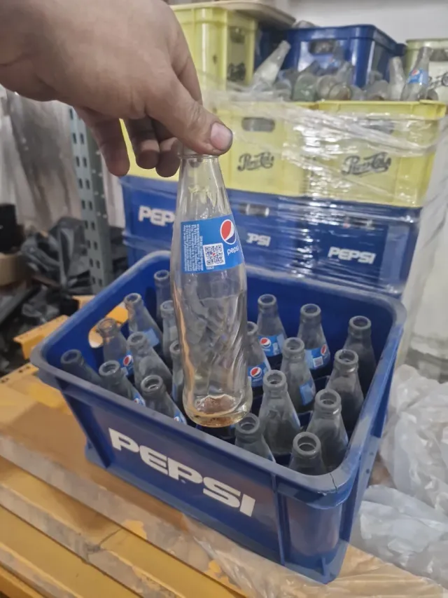 Cajas y Botellas Pepsi