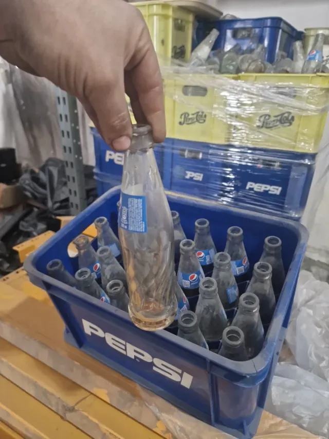 Cajas y Botellas Pepsi