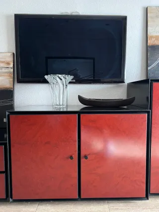 Mueble de salón negro y rojo 150 los 3