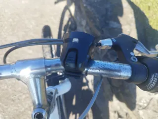 Bicicleta B'TWIN blanca