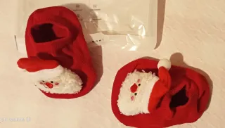 Babbucce neonato tema Babbo Natale