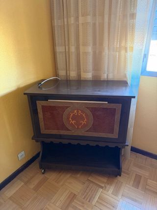 Mueble TV y botellero vintage madera