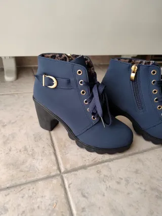 Botines azules talla 36