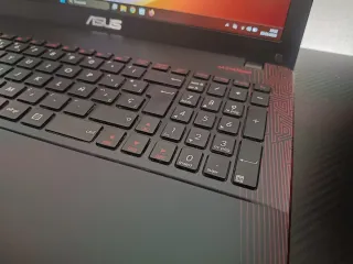 Portátil Asus R510V Negro/Rojo