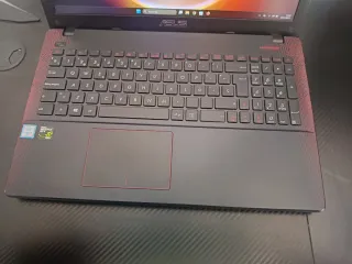 Portátil Asus R510V Negro/Rojo