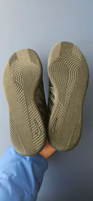 Sapatilhas futsal nike mercurial 35.5