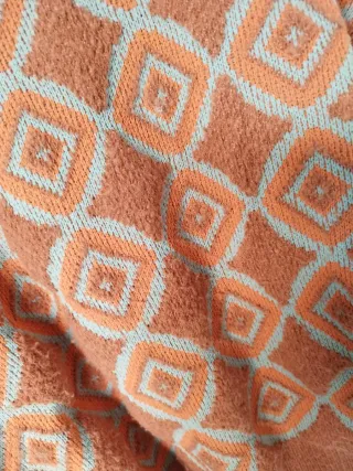 Maglione stile vintage rombi arancione