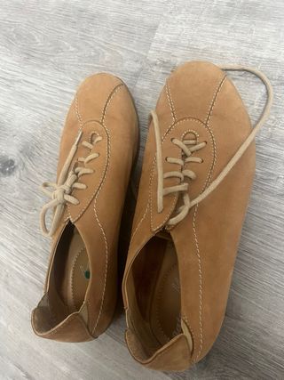 Zapatos marrones Bata